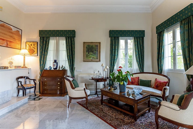 Luxury classic villa with sea views in Bendinat