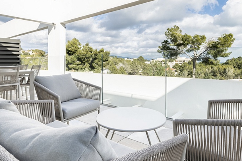 Chic new modern townhouse in Cala Vynes