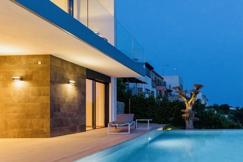 Luxurious new contemporary style villa in Establements