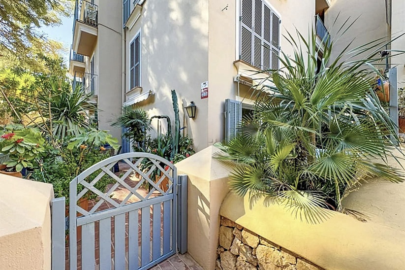 Ground floor garden apartment in a prestigious development in Bendinat 