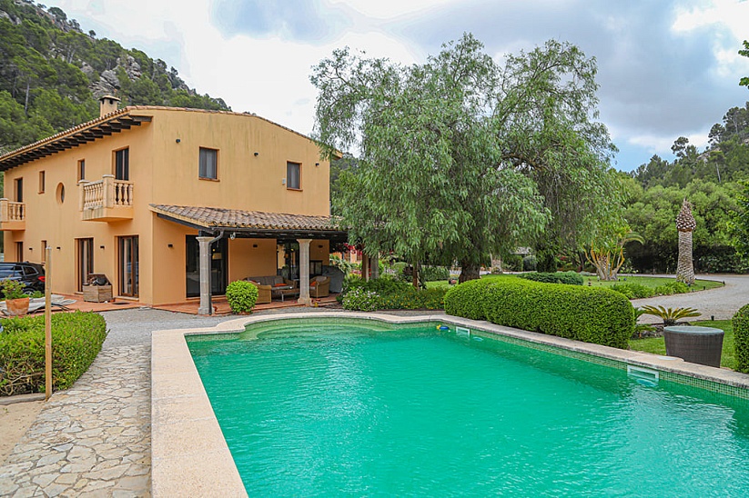 Luxury country villa in an ideal location in S'Arraco