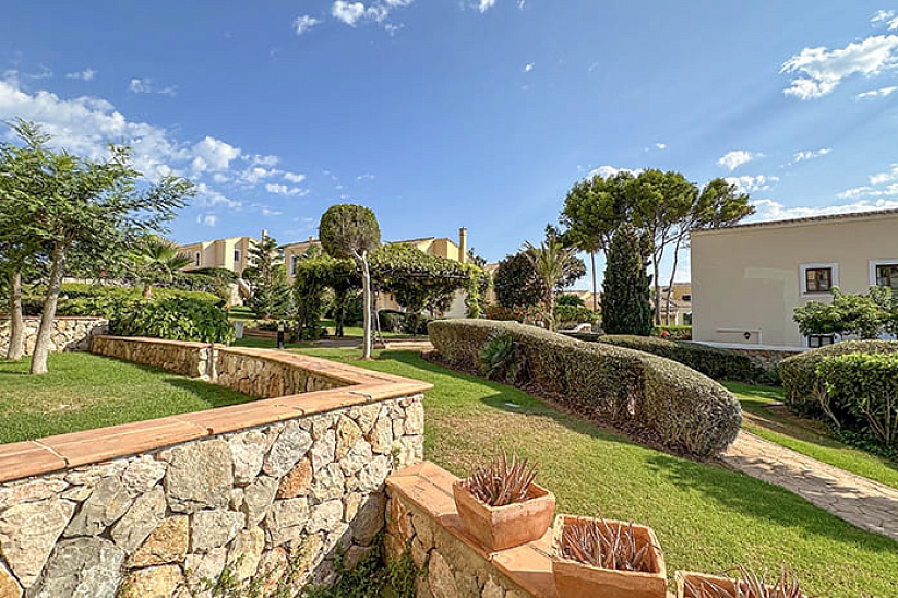 Ground floor apartment in a luxury residence in Nova Santa Ponsa