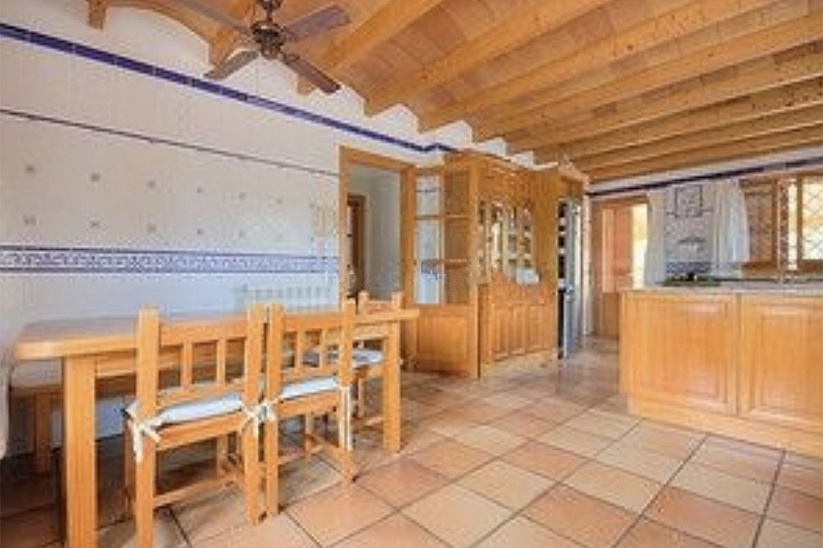 Great villa with garden and pool in Bunyola