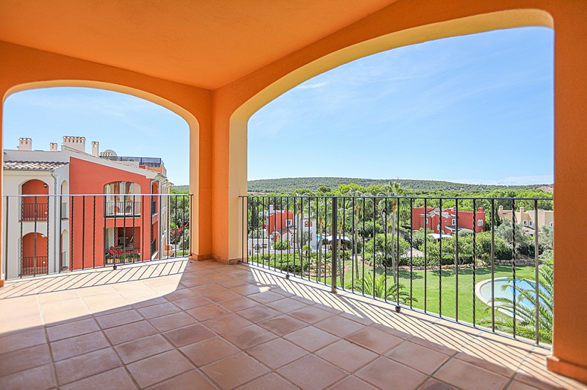 Lovely penthouse with beautiful panoramic views in Santa Ponsa