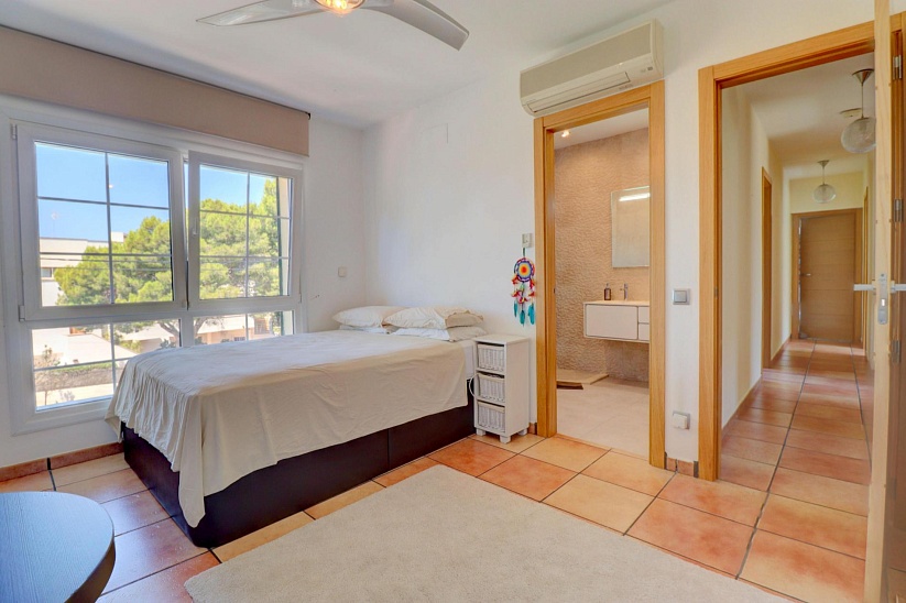5 Bedroom villa in Santa Ponsa