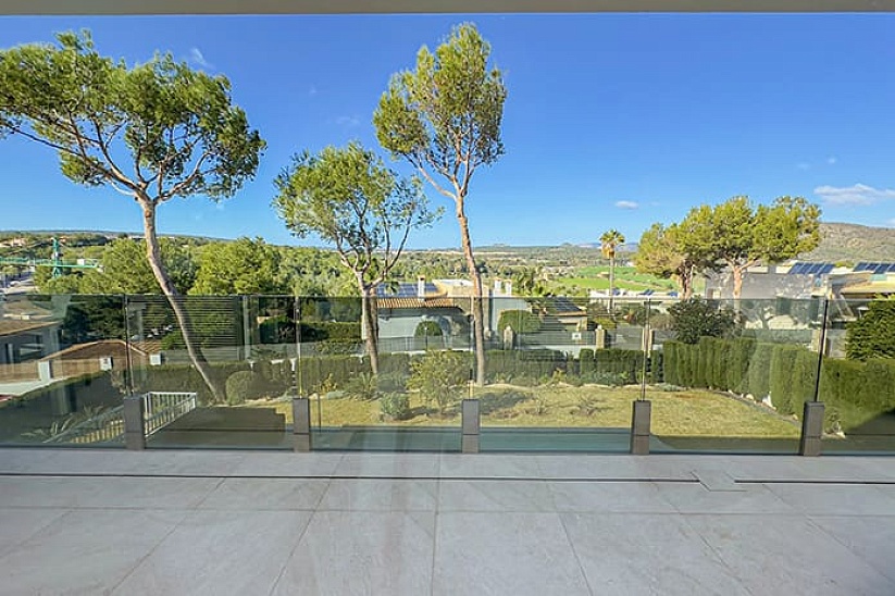 Stunning modern villa with fantastic views in Cala Vines