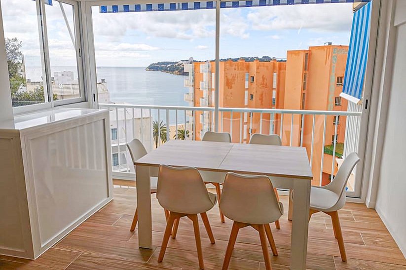 Renovated apartment with sea views in Magaluf