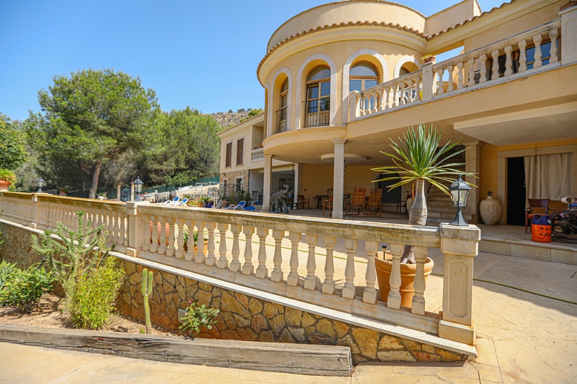 Luxury villa in a quiet, prestigious area of ​​Paguera