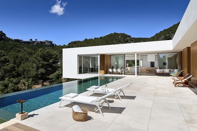 Exquisite new modern villa in Son Vida