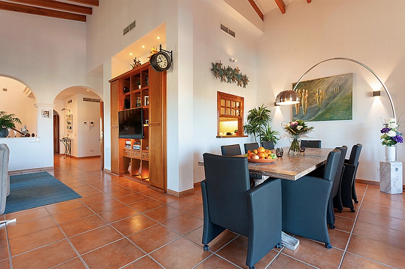 Luxurious Mediterranean style villa in a prestigious area in Nova Santa Ponsa