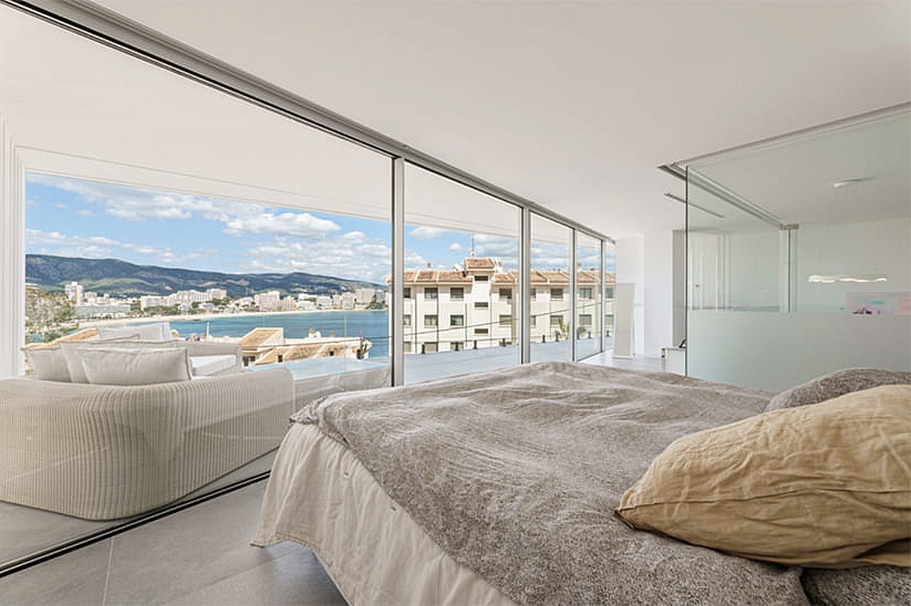 Impressive modern villa with stunning sea views in Cala Viñes